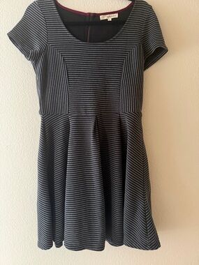 Rewind Black and Burgundy Casual Top